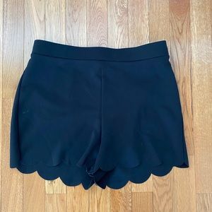 Express high waist scallop short